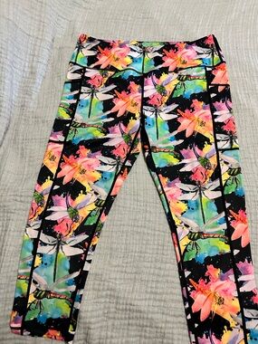 Constantly Varied Gear Dragonfly Print Capri Leggings